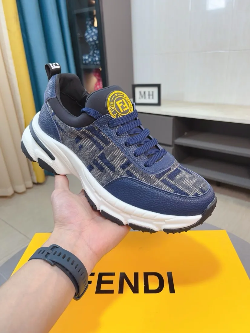 Men's Men's Shoes 💰458🌹🌹[fendi] Fendi's classic and comfortable men's, this complex sneaker is made of soft calfskin➕genuine leather lining➕original ultra-light rubber material with rough outsole. This unique light style is suitable for the casual and refined sensibility of this season. It is comfortable and natural on the feet. It is an everyday style for casual travel in autumn and winter! 38/44